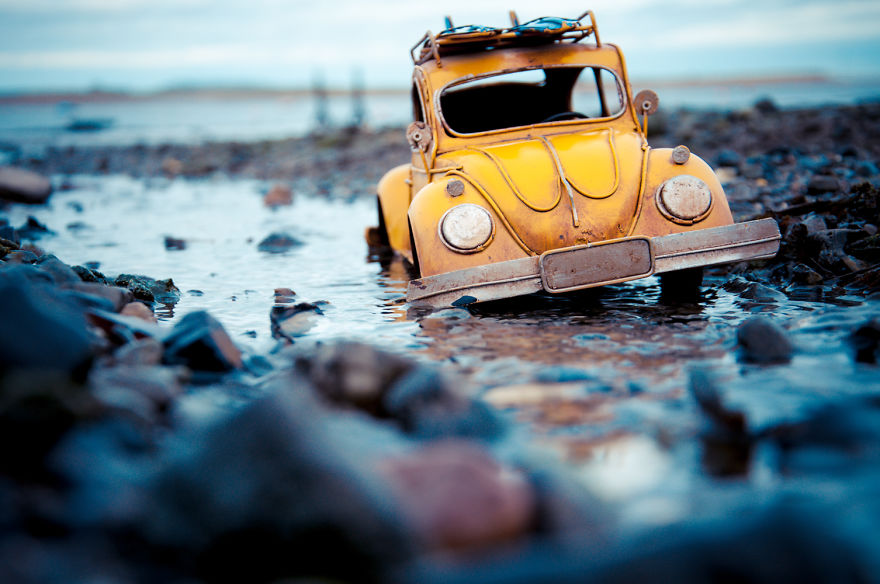 Creative and Beautiful Photography ideas With Little Cars 77