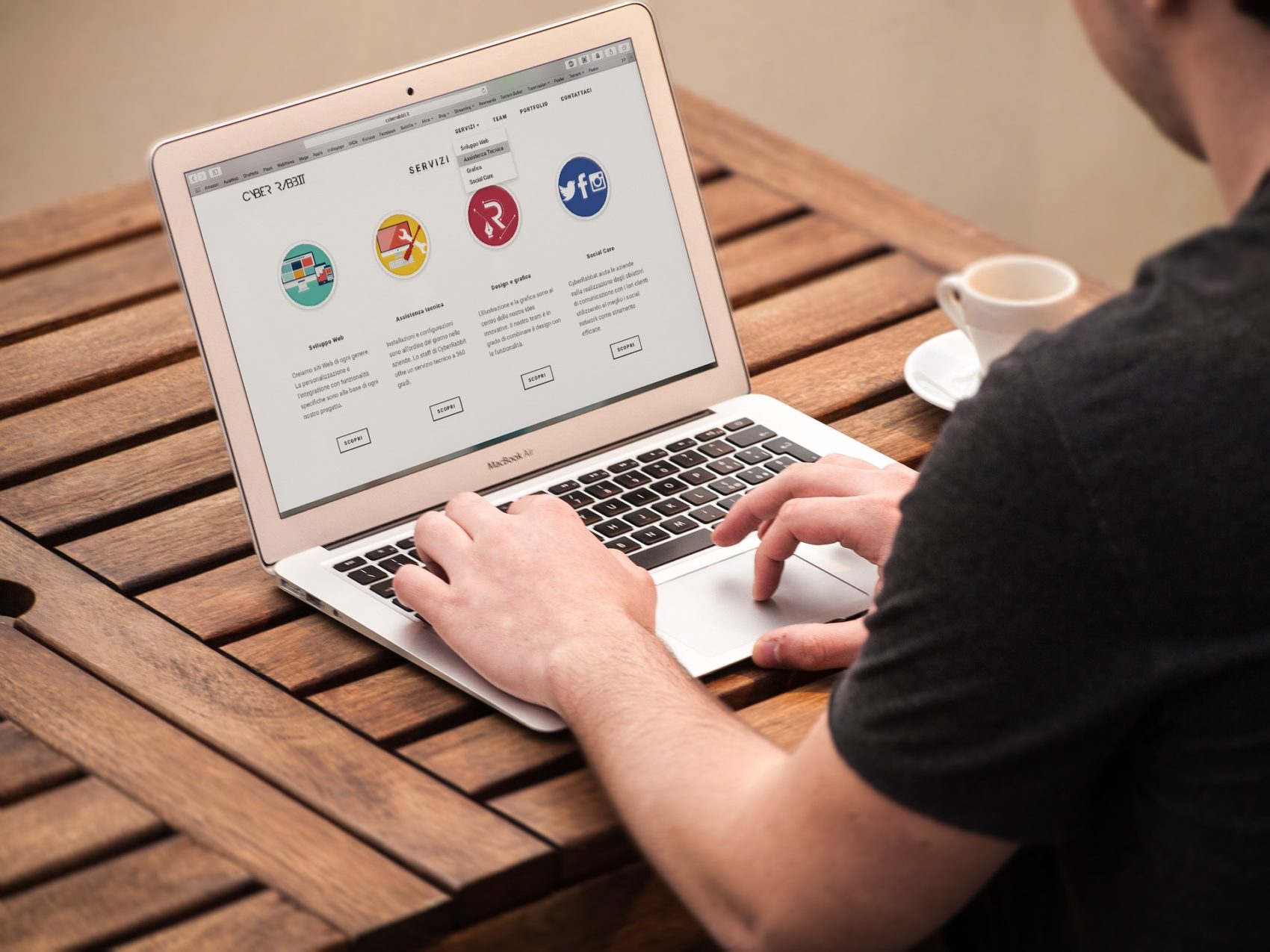 Wondering How To Make Your Logo Design Rock? Read This!