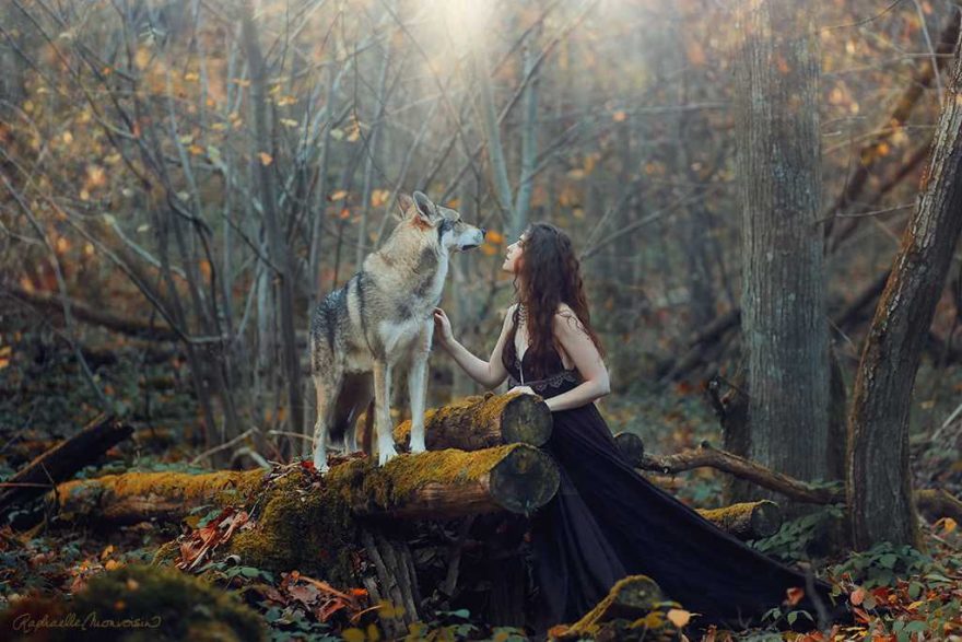 Dreamlike Portrait Photography by Raphaelle Monvoisin
