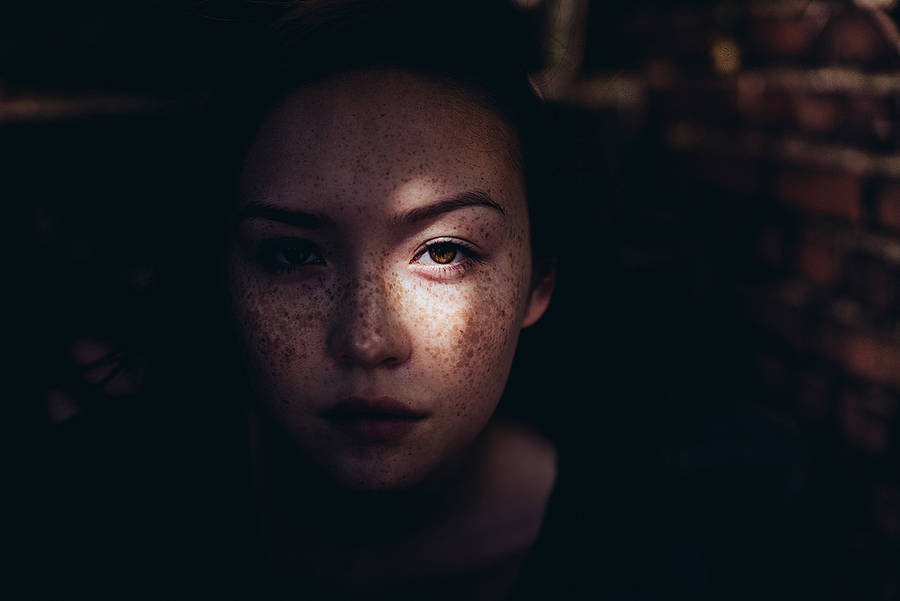 Beauty Lighting and Shadow Photography ideas by Jonashafner