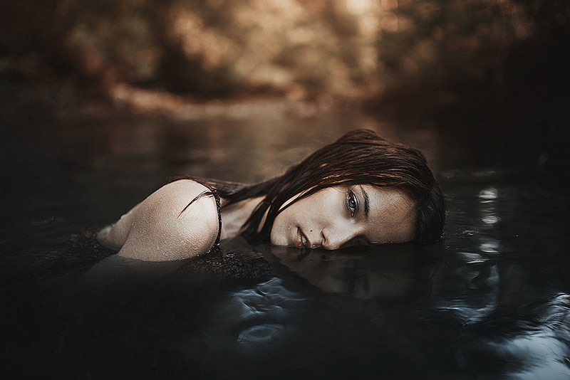 Ethereal female Portraits by Alessio Albi