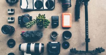 4 Amazing Camera Accessories-You-Need to Get Your Hands On
