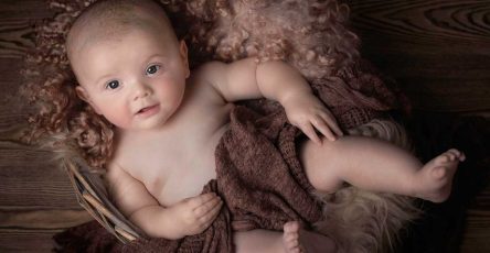 The Organic Newborn Photography Guide
